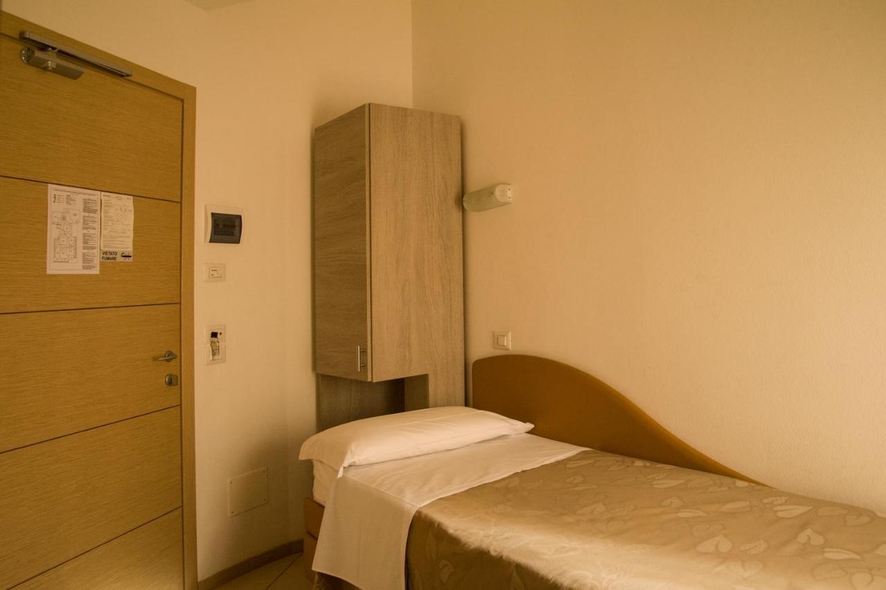 Hotel Villa Enea 카톨리카 객실 사진